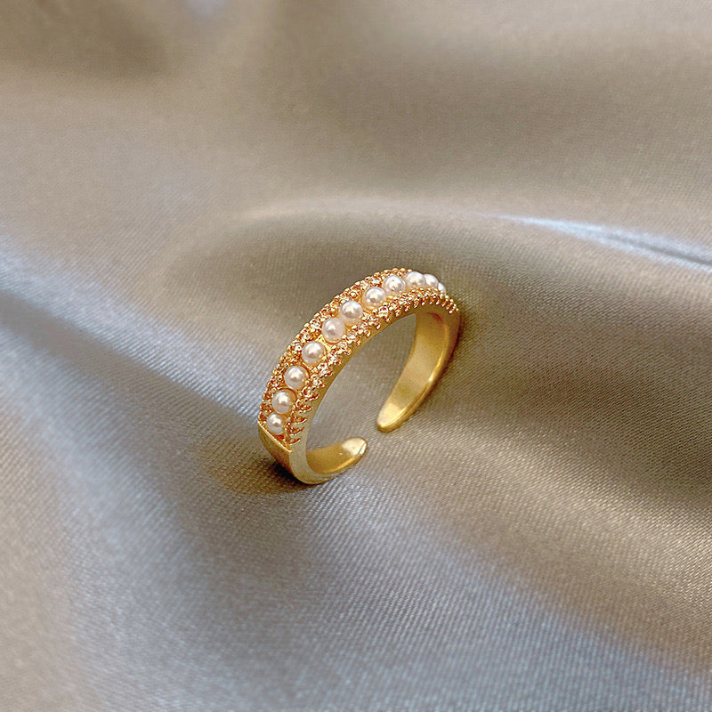 PEARL DIAMOND STRACKER RING