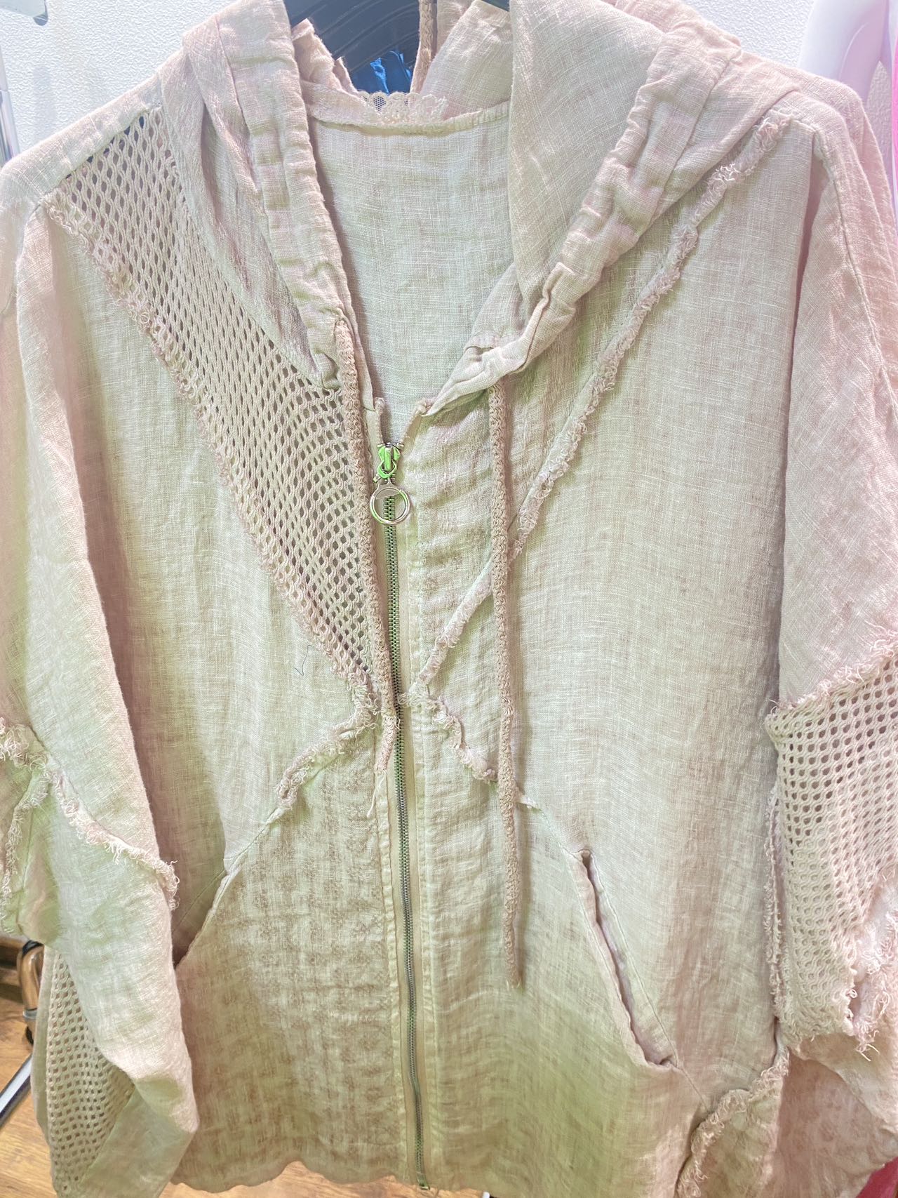 LOOSE-FITTING LINEN JACKET